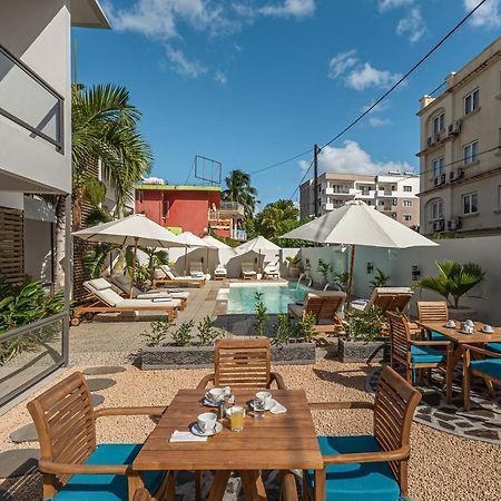 Seastar Hotel Flic en Flac Ngoại thất bức ảnh