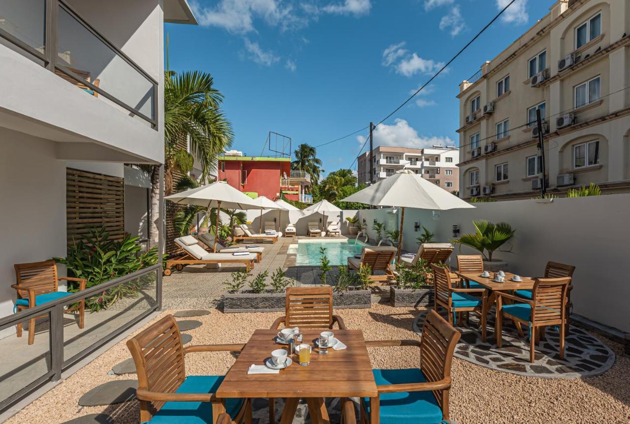 Seastar Hotel Flic en Flac Ngoại thất bức ảnh