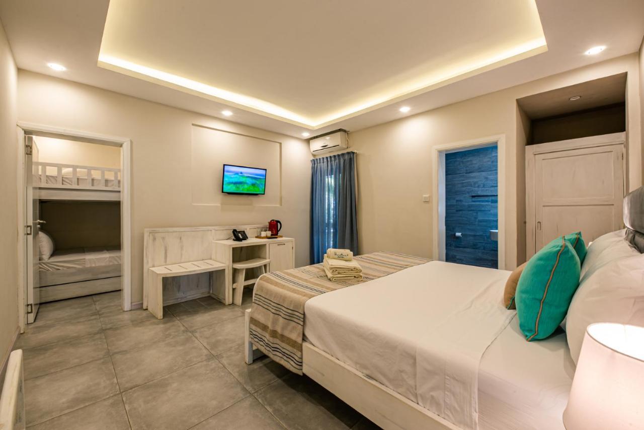 Seastar Hotel Flic en Flac Phòng bức ảnh