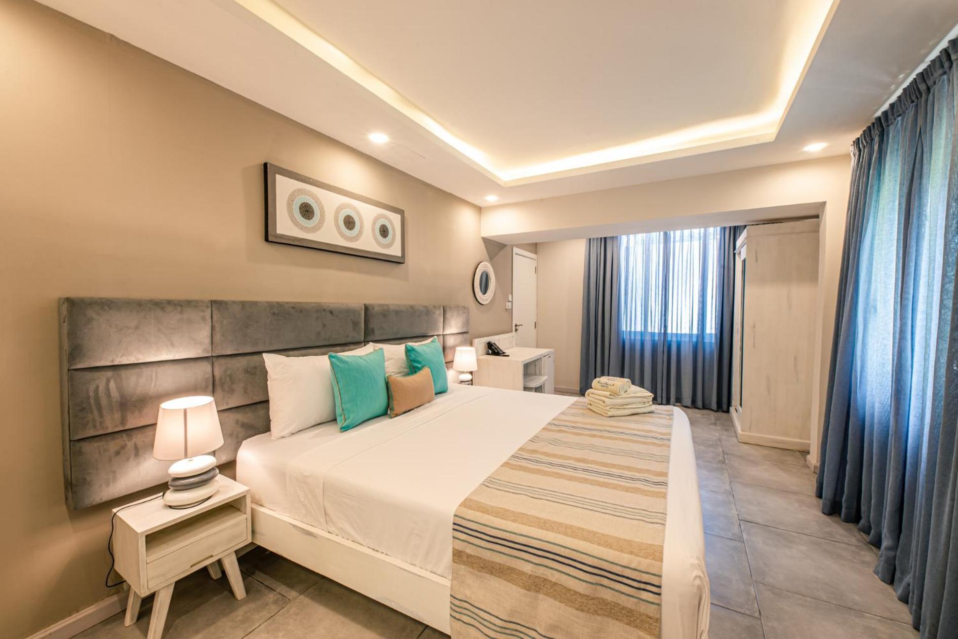 Seastar Hotel Flic en Flac Phòng bức ảnh